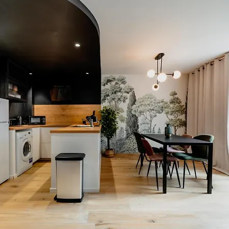Apartment Exceptionnel Sur 53m2 Hyper Centre, Rue Pietonne, Terrasse, Calme *