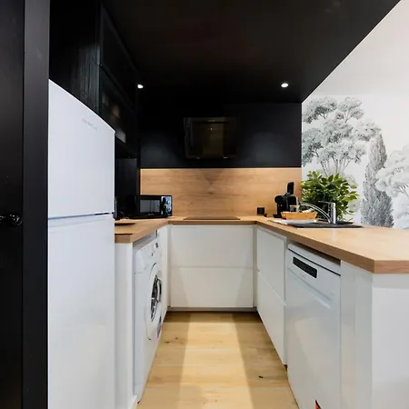 Exceptionnel Sur 53m2 Hyper Centre, Rue Pietonne, Terrasse, Calme *