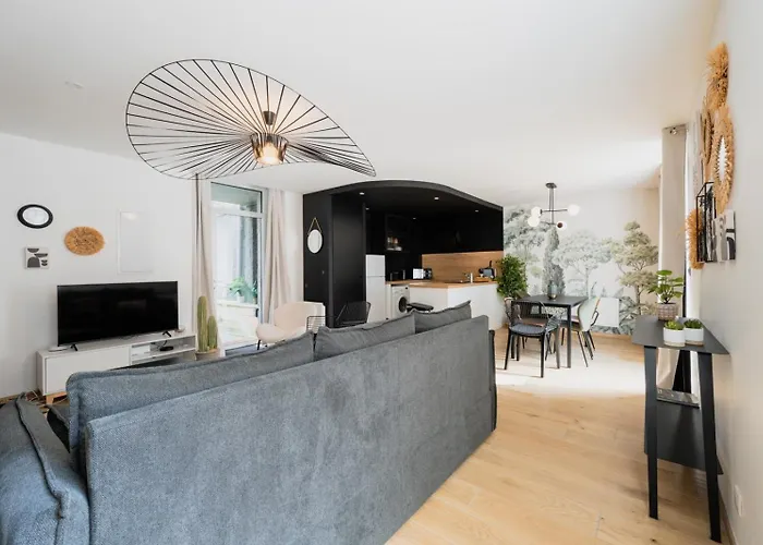Exceptionnel Sur 53m2 Hyper Centre, Rue Pietonne, Terrasse, Calme Apartment *
